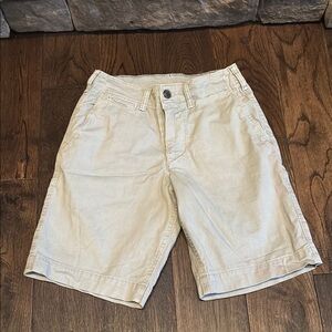 American Eagle shorts size 26